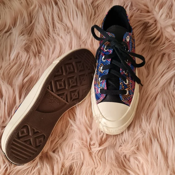 Converse size 8 snake print sneaker - Picture 4 of 5